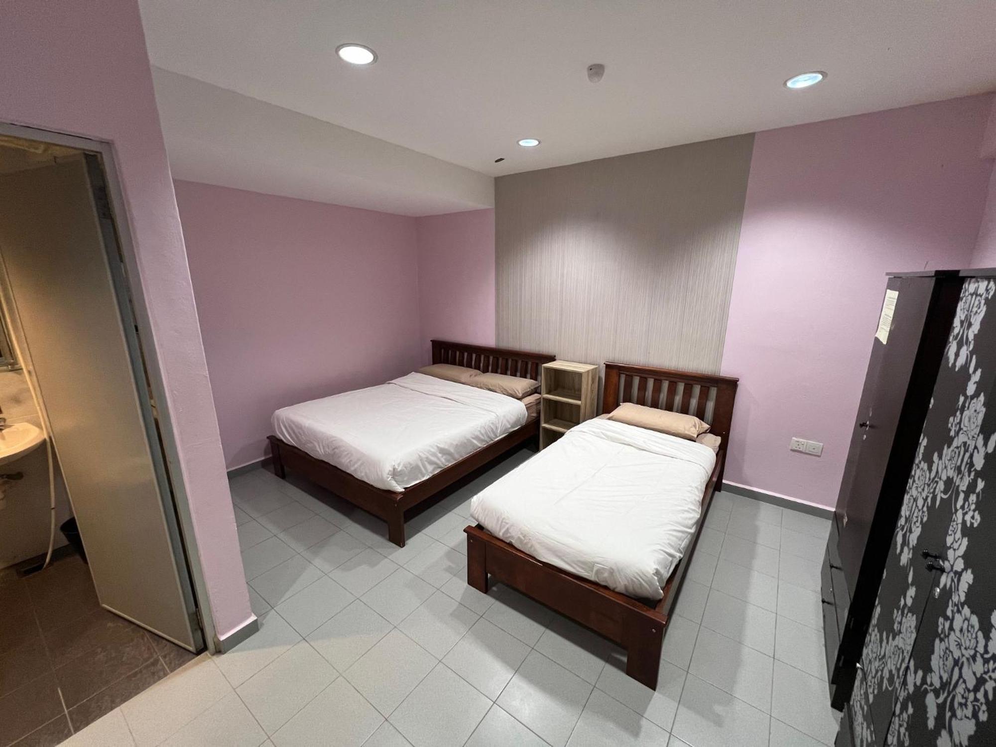 Hotel M Straits 2*