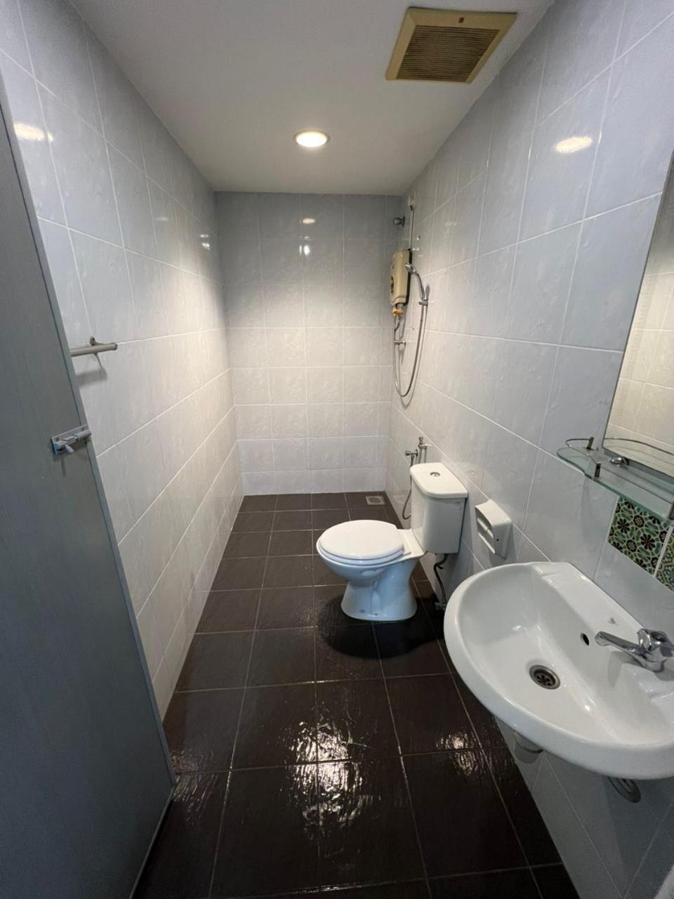 Hotel M Straits 2*